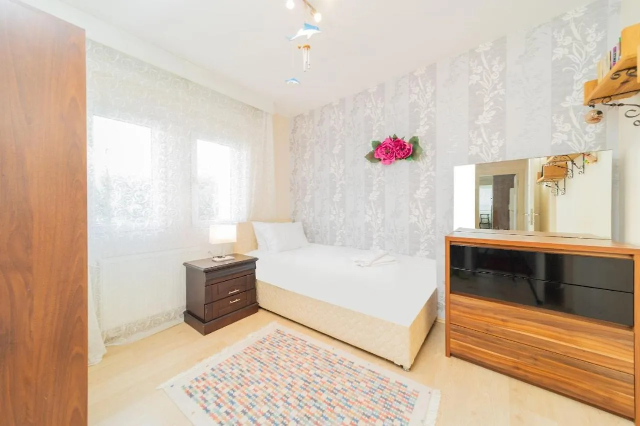 Central Flat With Balcony 3 Min To Konyaalti Beach Antalya Apartment